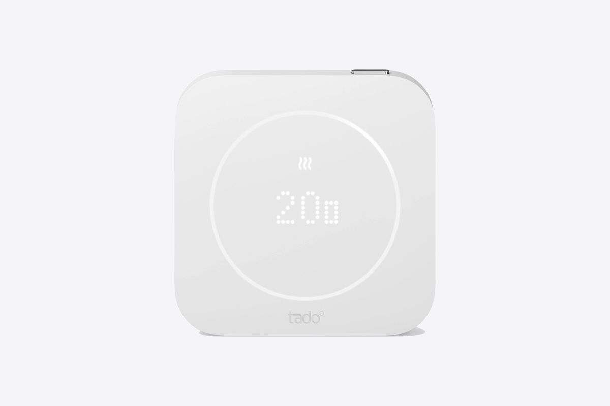 White second-generation tado Smart Thermostat X showing the temperature